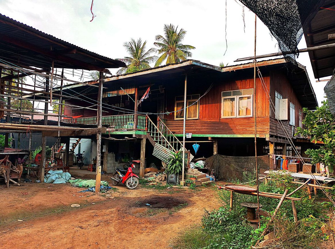 รูปที่ดินพร้อมสิ่งปลูกสร้าง วังใหญ่ ศรีสำโรง สุโขทัย