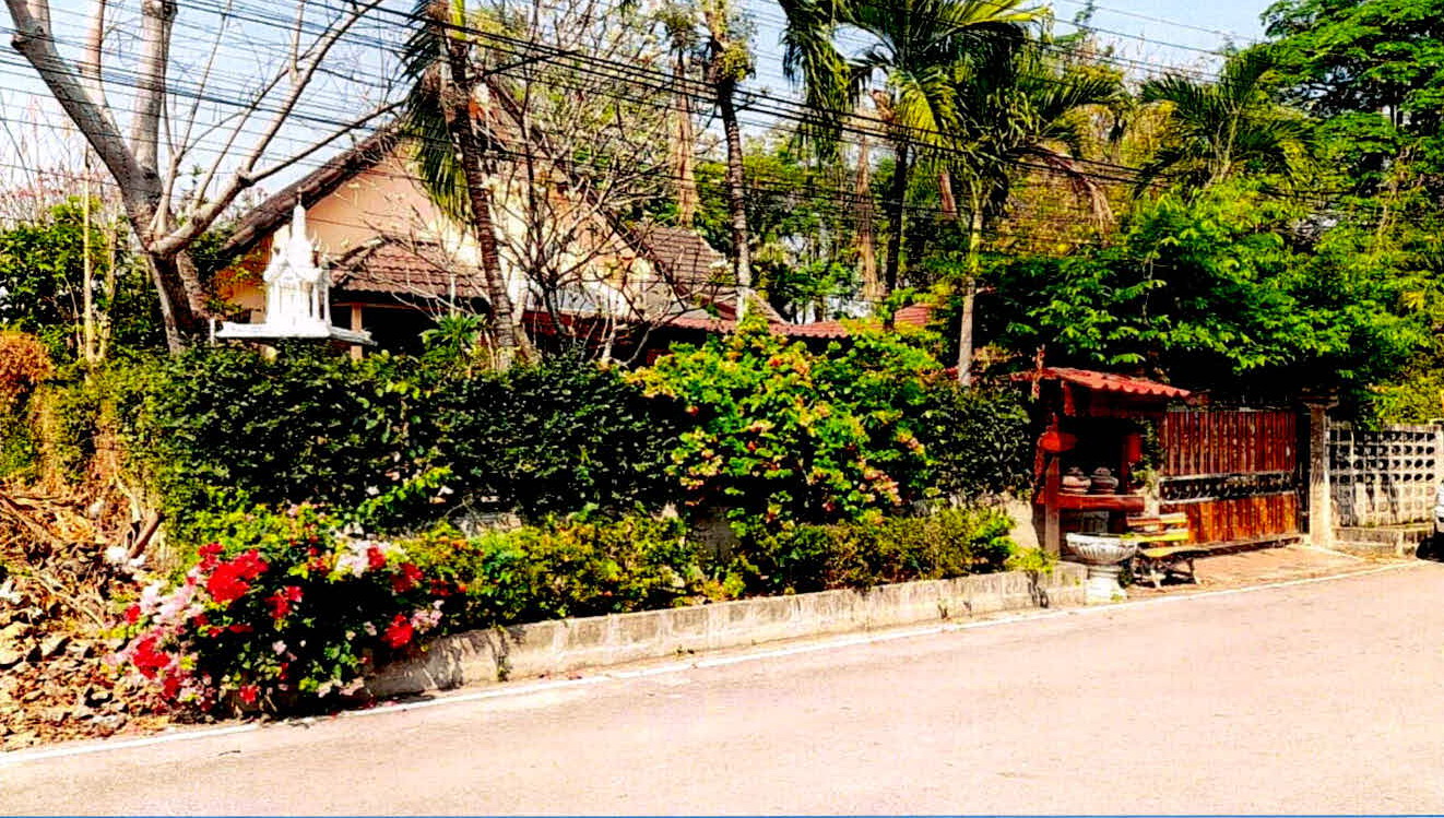 รูปที่ดินพร้อมสิ่งปลูกสร้าง พิชัย เมืองลำปาง ลำปาง
